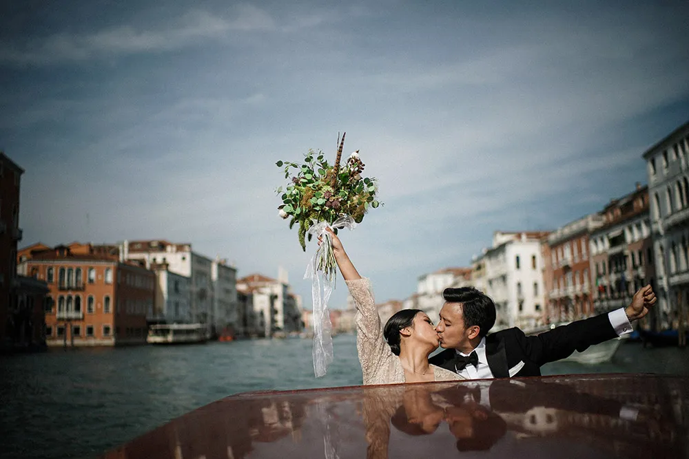 Photo by Axioo. theweddingnotebook.com