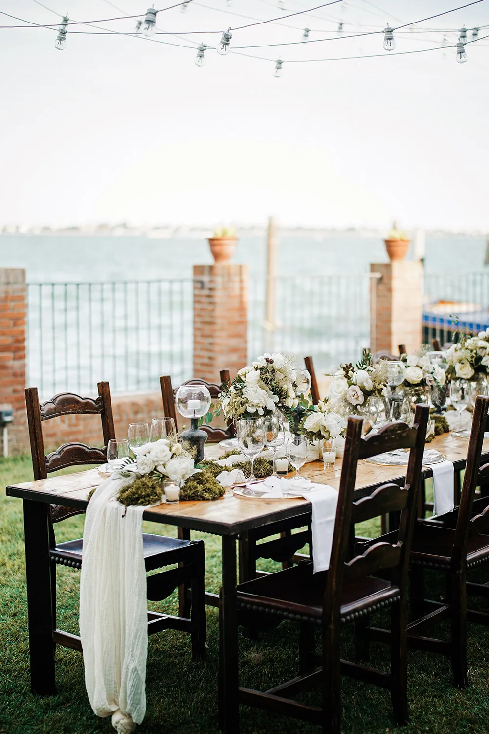 Photo by Axioo. theweddingnotebook.com