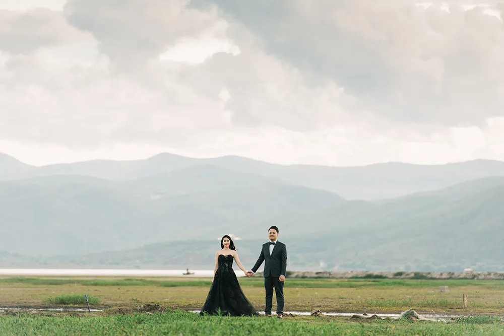 Photo by Fixer Photography. theweddingnotebook.com