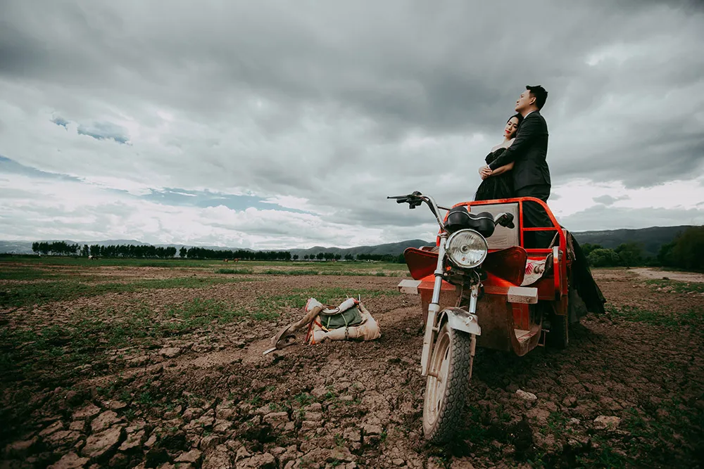 Photo by Fixer Photography. theweddingnotebook.com