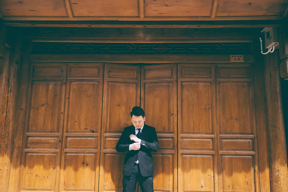 Photo by Fixer Photography. theweddingnotebook.com