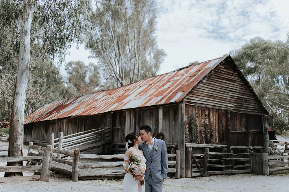Photo by Anson Photography. theweddingnotebook.com