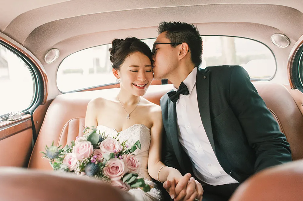 Munkeat Photography. theweddingnotebook.com