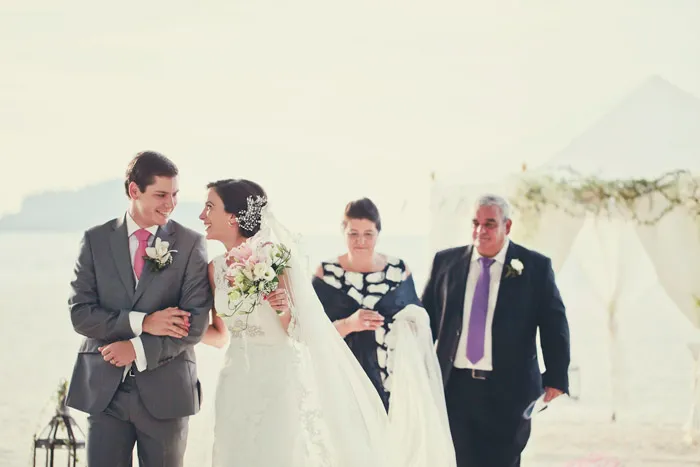 WeFreeze Photography. theweddingnotebook.com