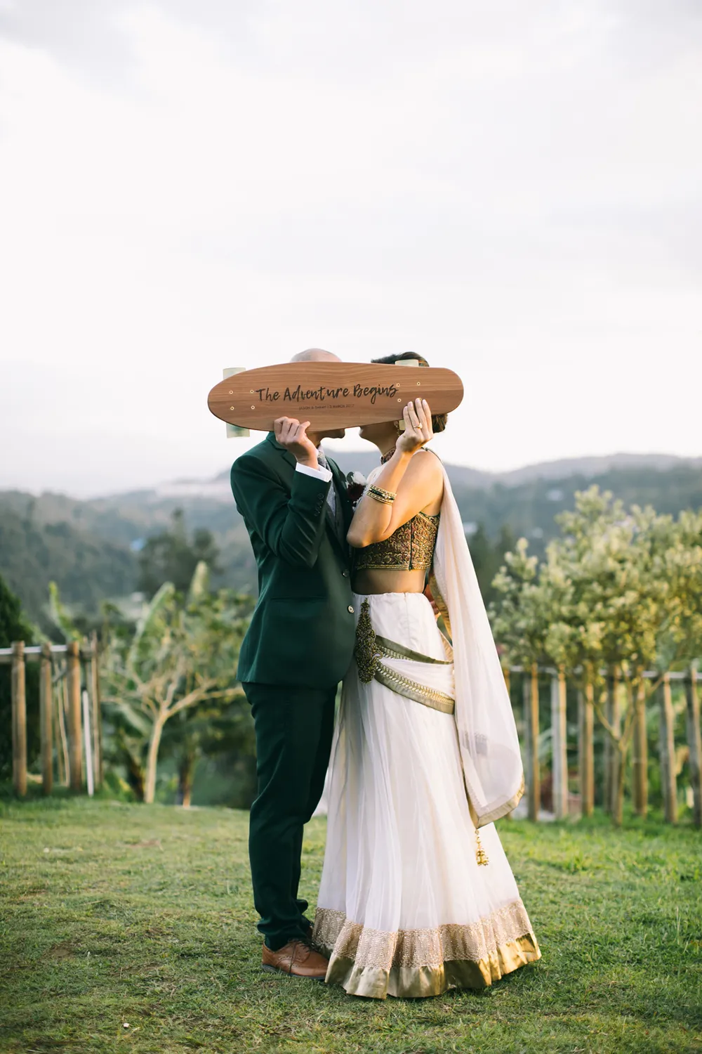 Photo by Nigel Lim Photography. theweddingnotebook.com