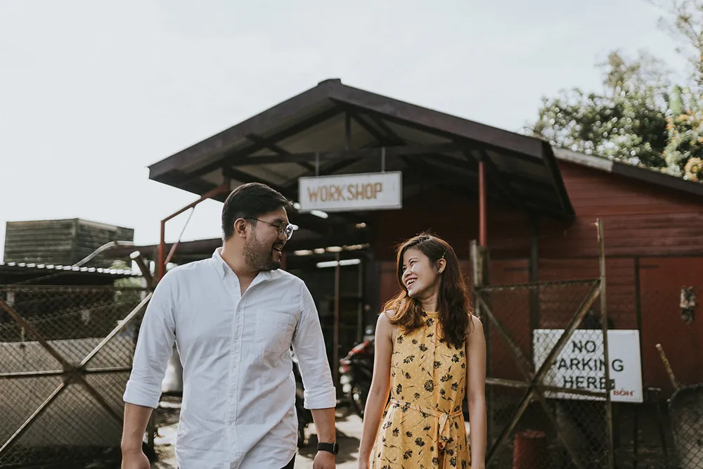 Photo by Moments by Jeremy. theweddingnotebook.com