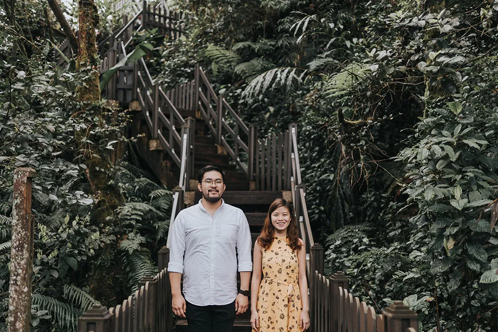 Photo by Moments by Jeremy. theweddingnotebook.com