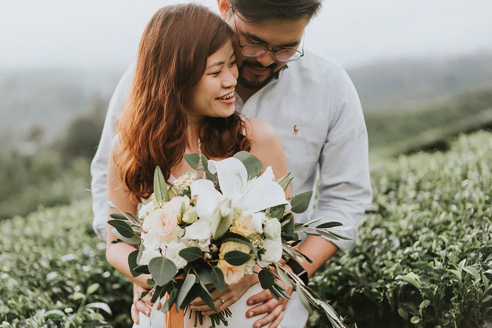 Photo by Moments by Jeremy. theweddingnotebook.com