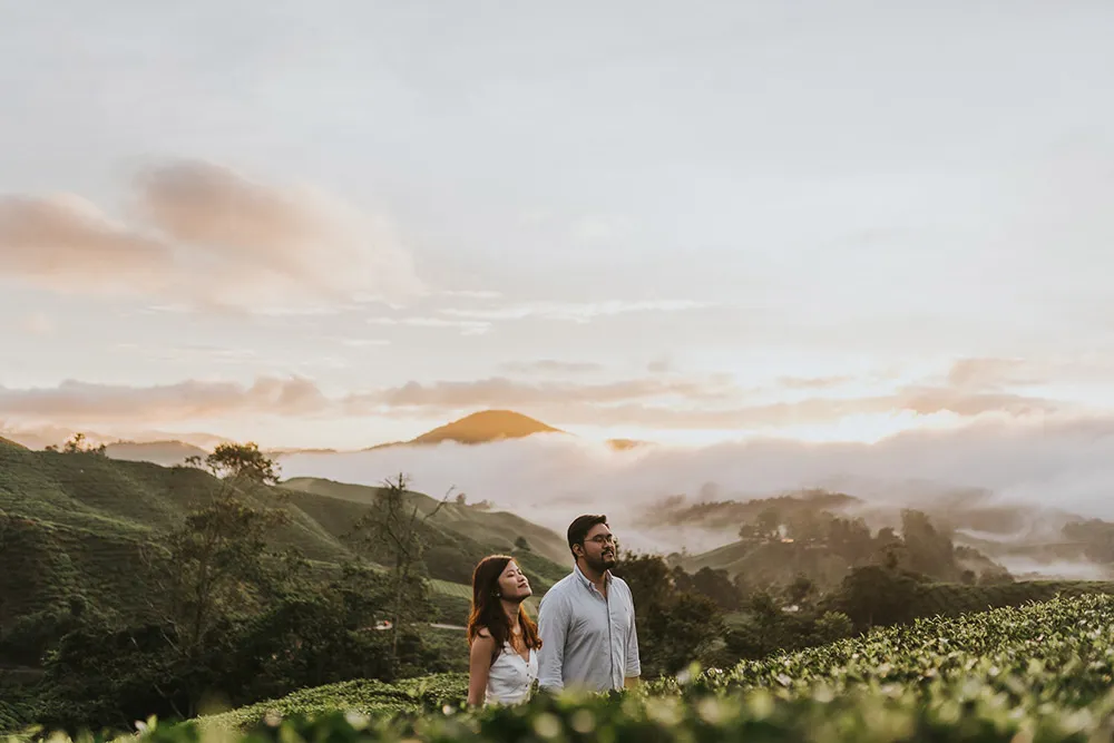 Photo by Moments by Jeremy. theweddingnotebook.com