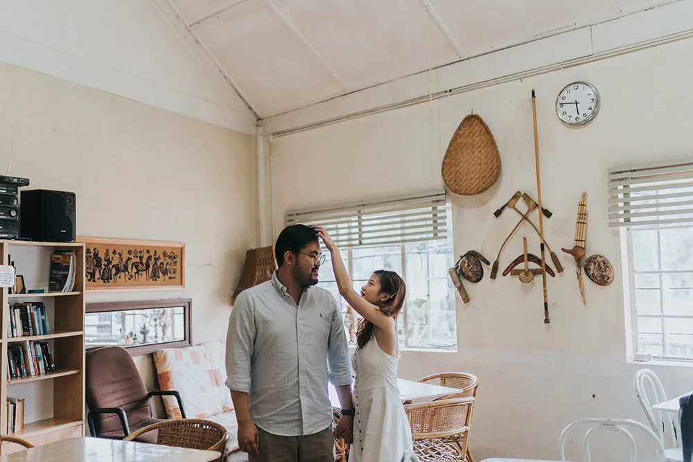 Photo by Moments by Jeremy. theweddingnotebook.com