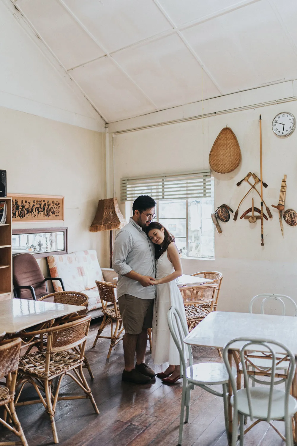 Photo by Moments by Jeremy. theweddingnotebook.com