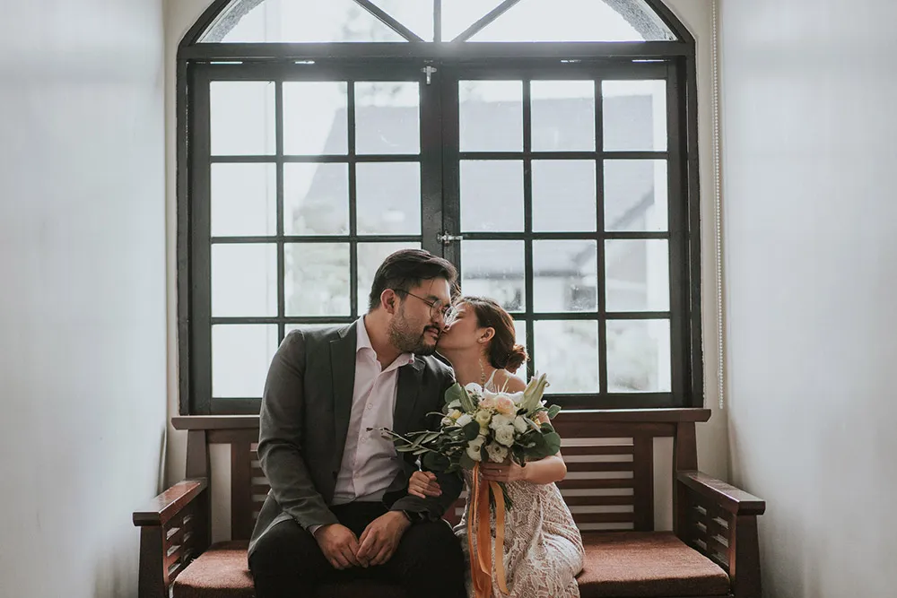 Photo by Moments by Jeremy. theweddingnotebook.com