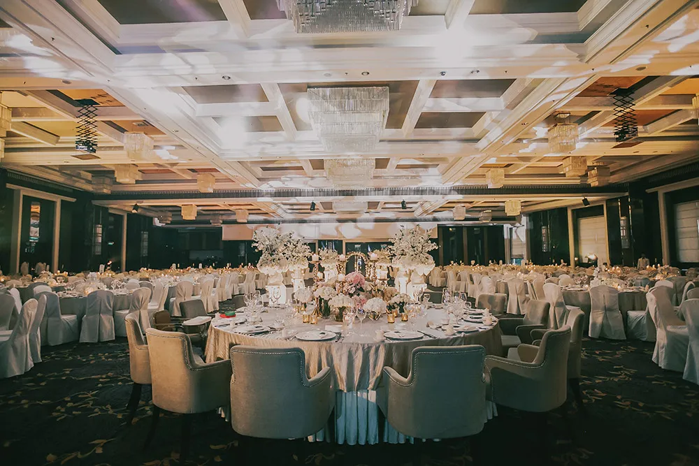Louis Loo Photography. theweddingnotebook.com