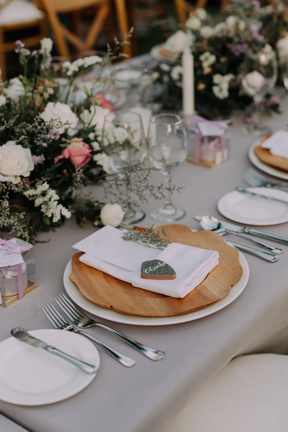 Photo by Fire Wood And Earth. theweddingnotebook.com