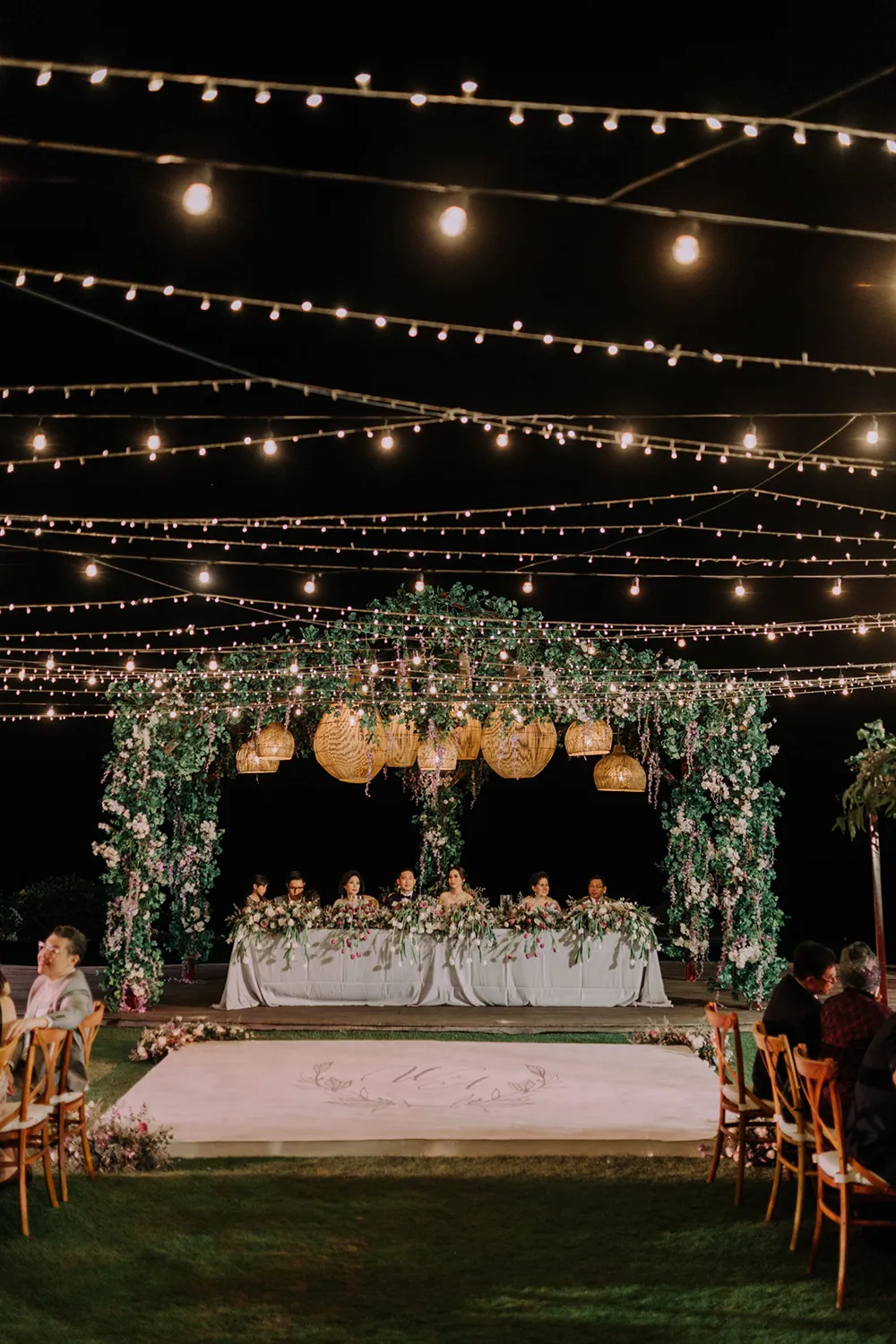 Photo by Fire Wood And Earth. theweddingnotebook.com