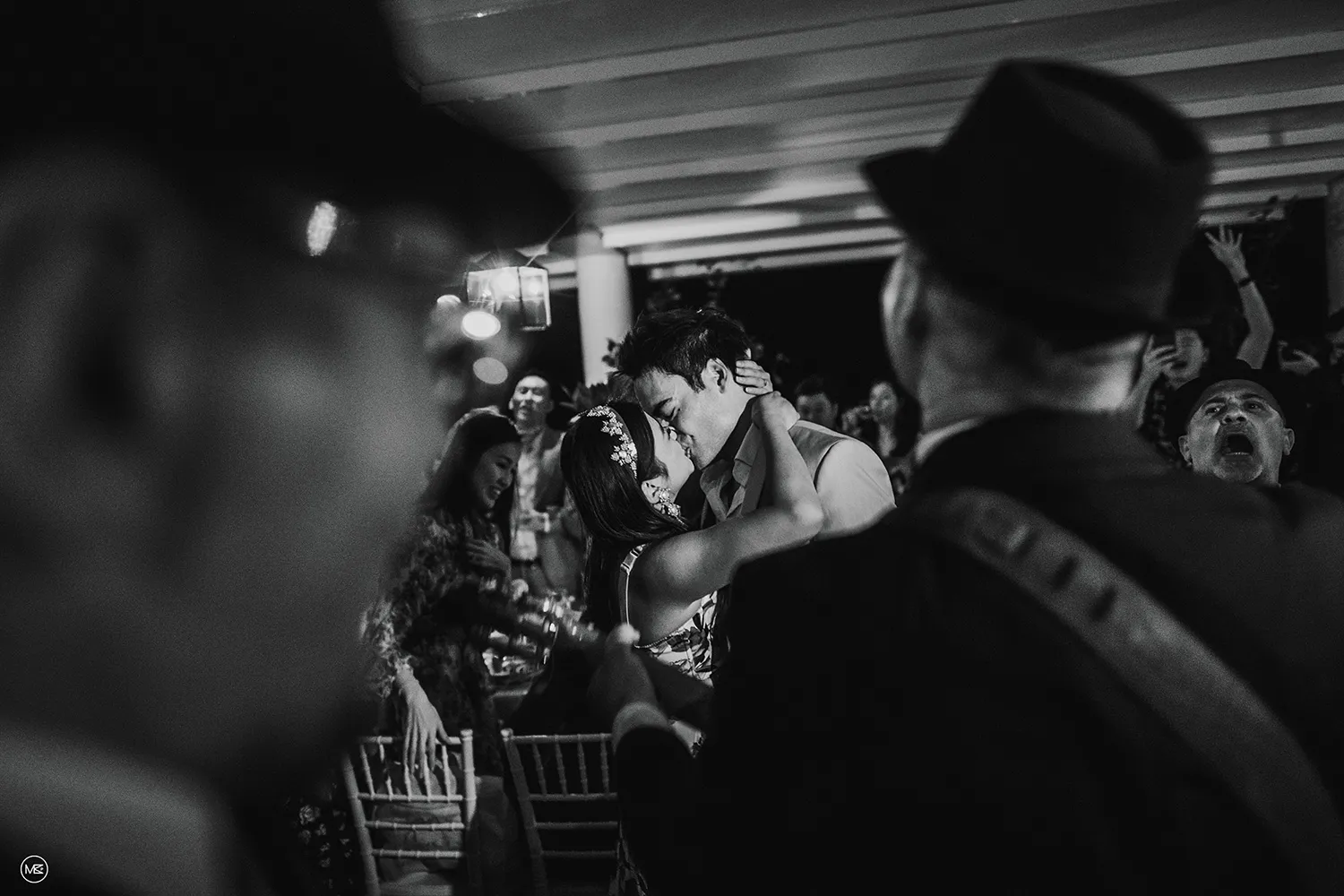 Destination wedding in Positano, Italy. Munkeat Photography. theweddingnotebook.com
