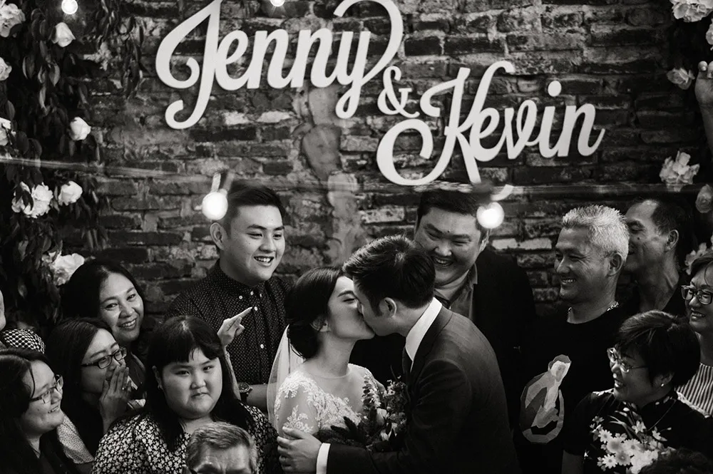 Photo by Andy Phe Photography. theweddingnotebook.com