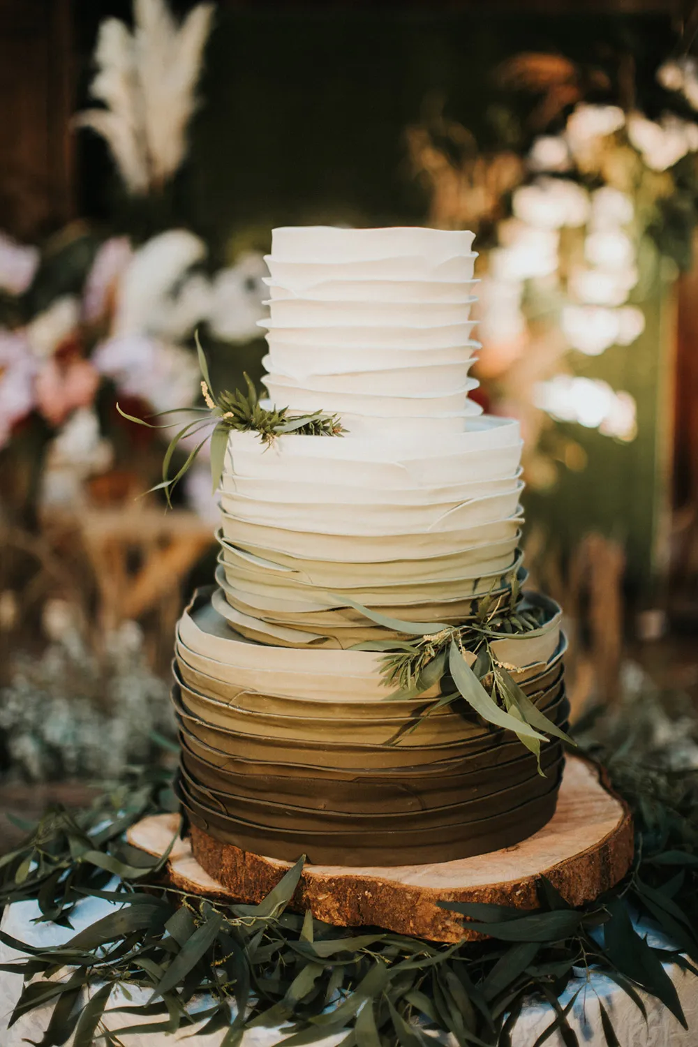 Photo by Iluminen. theweddingnotebook.com