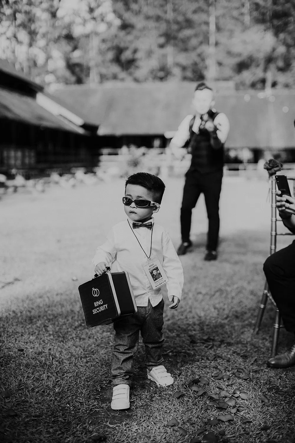 Photo by The Wedding Barn Gallery. theweddingnotebook.com