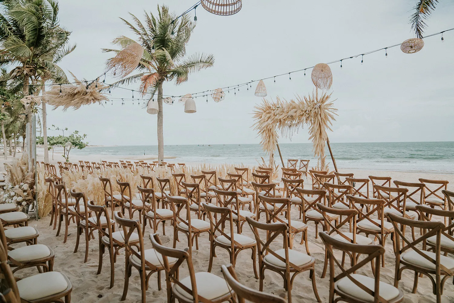 Photography by Hipster Wedding. theweddingnotebook.com