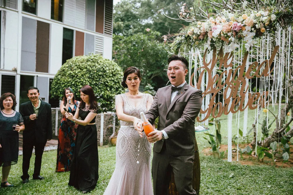 Photo by AndroidsinBoots Photography. theweddingnotebook.com