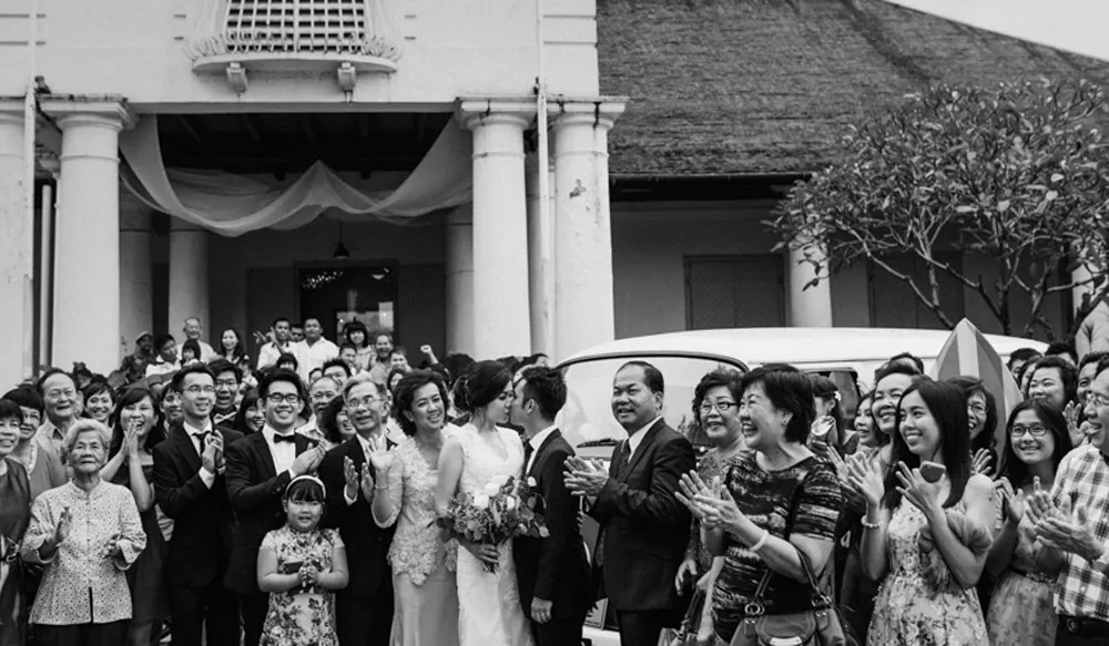 Andy Phe Photography. theweddingnotebook.com
