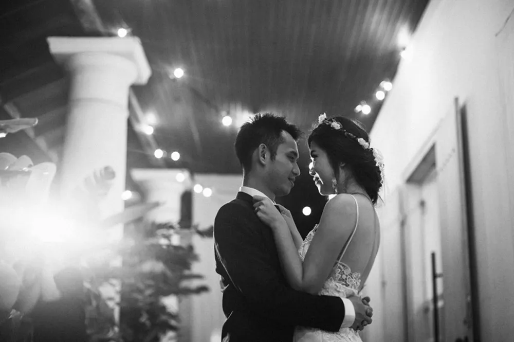 Andy Phe Photography. theweddingnotebook.com