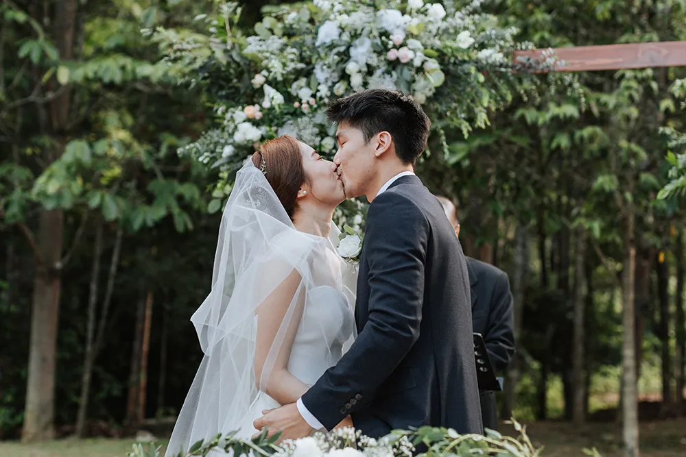 NDrew Photography. theweddingnotebook.com