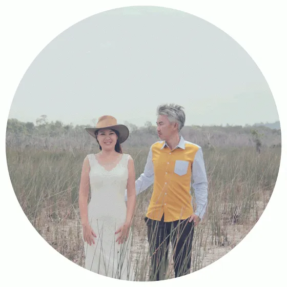 Photo by Douglas Ho. theweddingnotebook.com 