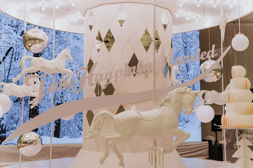 Photo by Louis Gan Photography. theweddingnotebook.com