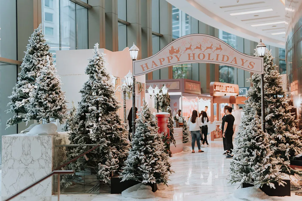 Photo by Louis Gan Photography. theweddingnotebook.com