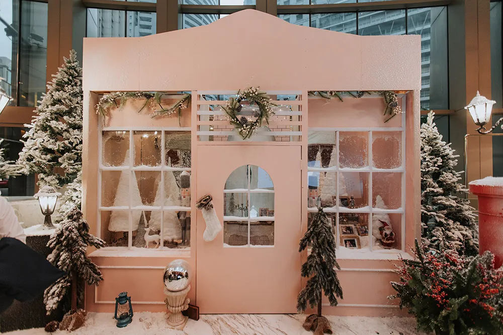 Photo by Louis Gan Photography. theweddingnotebook.com