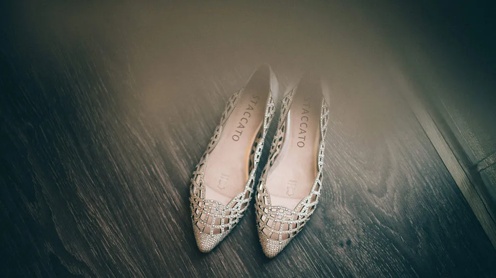 Dennis Yap Photography. theweddingnotebook.com