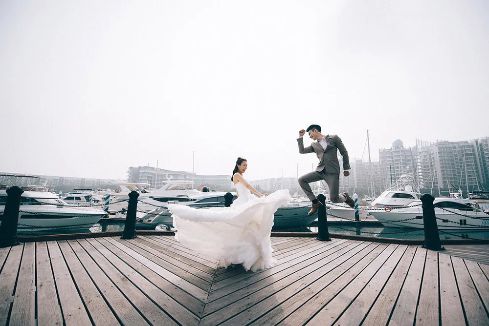 Dennis Yap Photography. theweddingnotebook.com