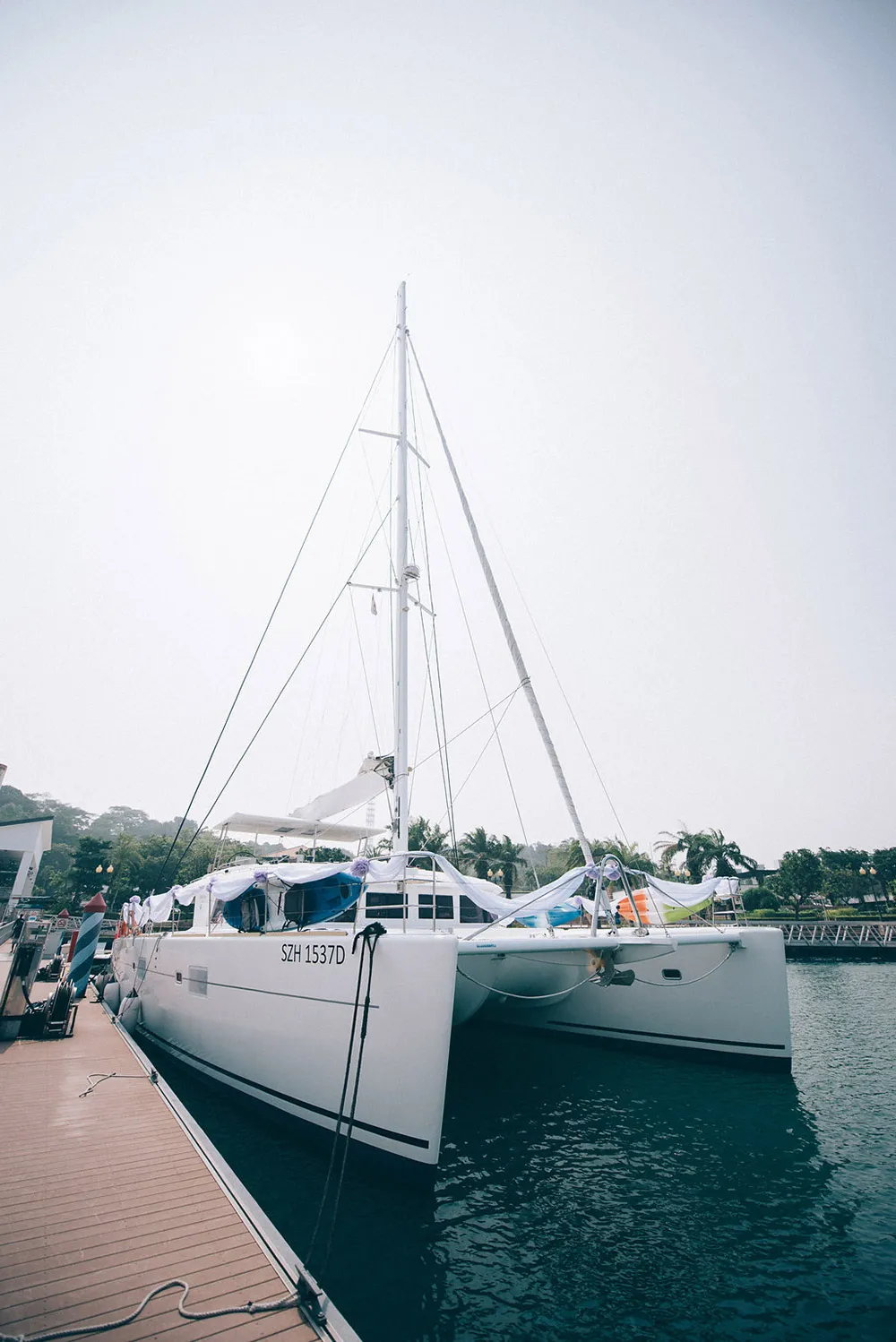 Dennis Yap Photography. theweddingnotebook.com