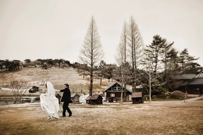 © Eyeshot Studio Photography. Destination bridal portraits at Mount Rokkō in Kobe, Japan
