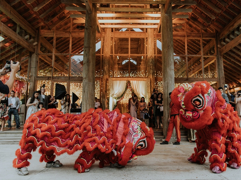 A Sparkly Red and White Chindian Wedding at Janda Baik