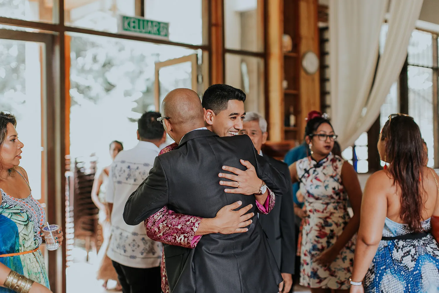 Louis Gan Photography. theweddingnotebook.com