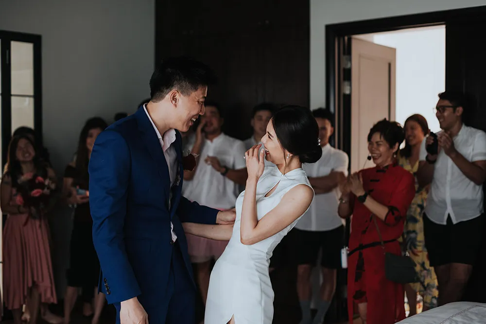 Photo Munkeat Photography. theweddingnotebook.com