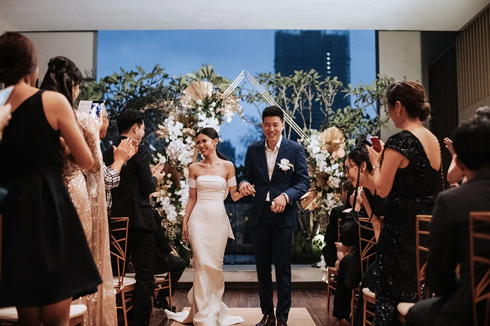 Photo Munkeat Photography. theweddingnotebook.com