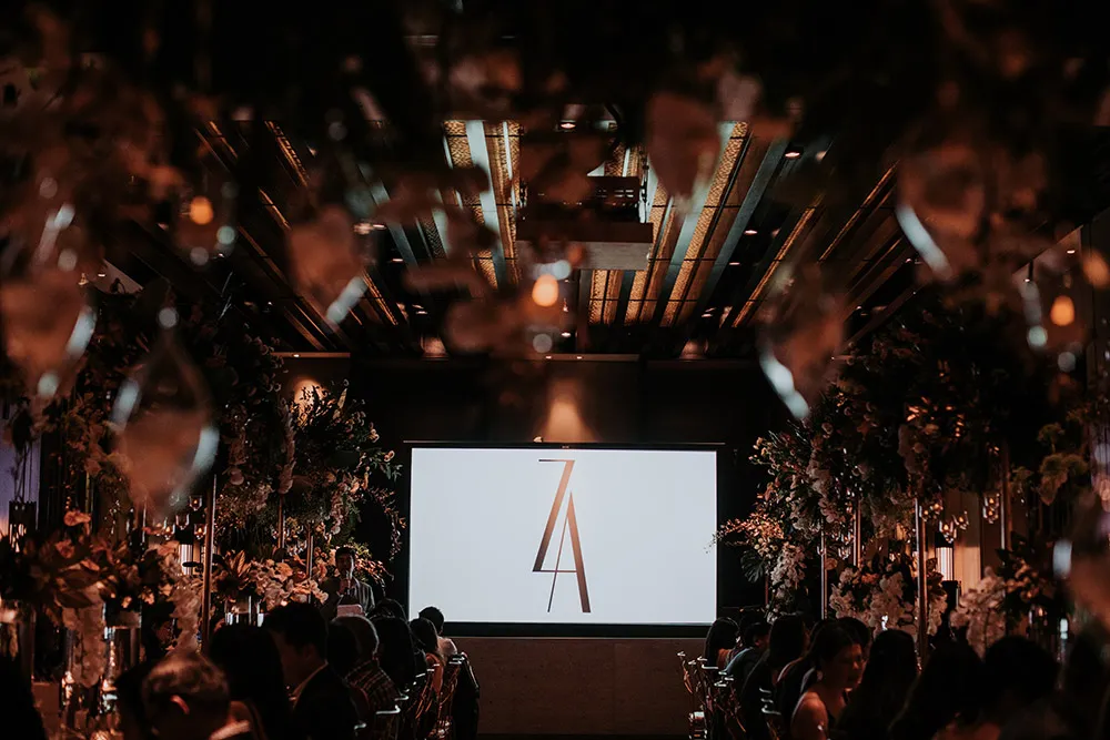 Photo Munkeat Photography. theweddingnotebook.com