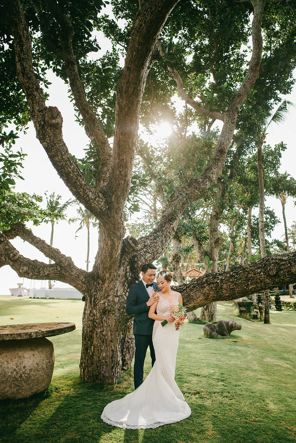 Photo by Diktat Photography. theweddingnotebook.com