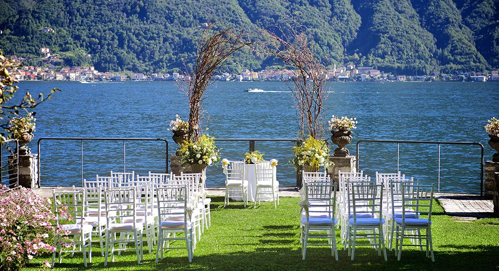 Photo by Gianluca Adovacio. theweddingnotebook.com