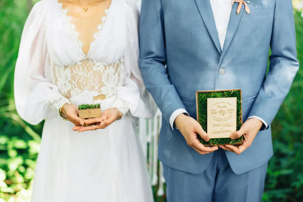 Bloc Memoire Photography. Styling by Fiona Treadwell. theweddingnotebook.com