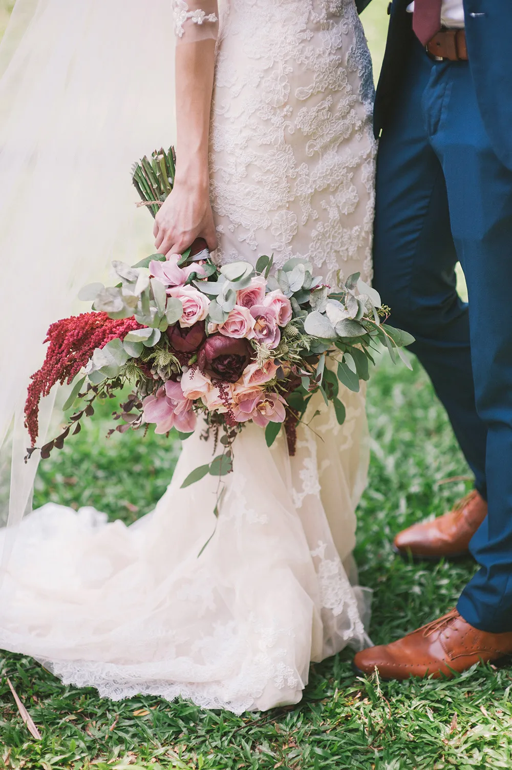 Munkeat Photography. theweddingnotebook.com