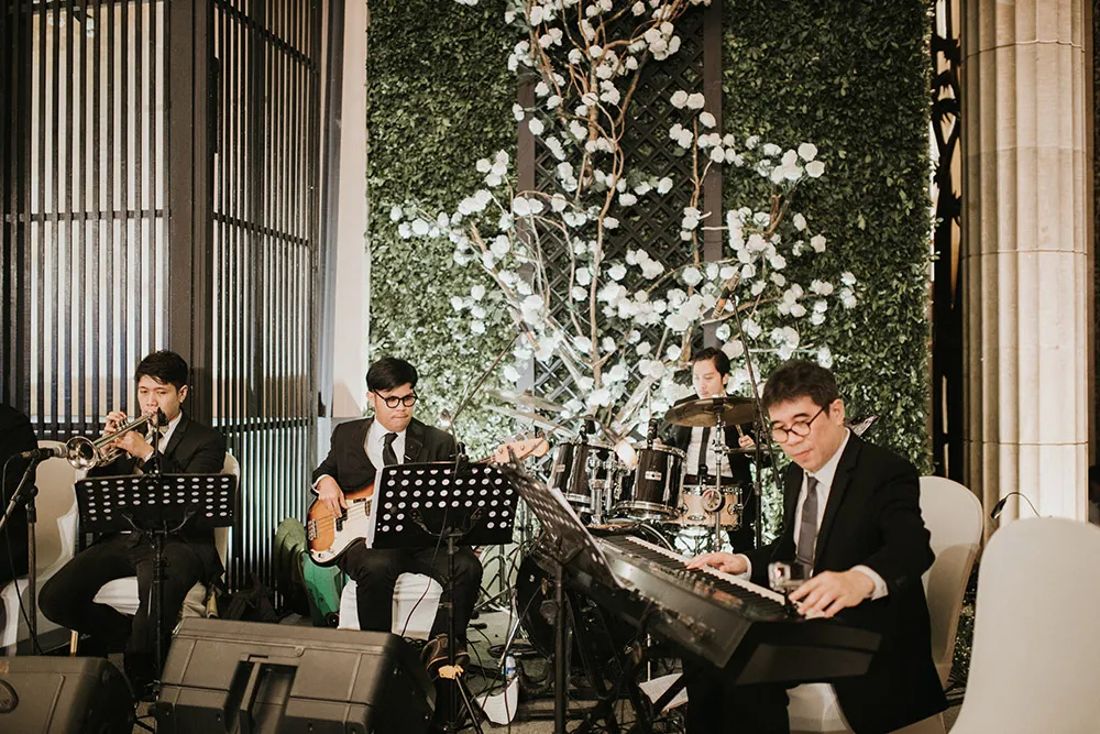 Photo by Iluminen. theweddingnotebook.com
