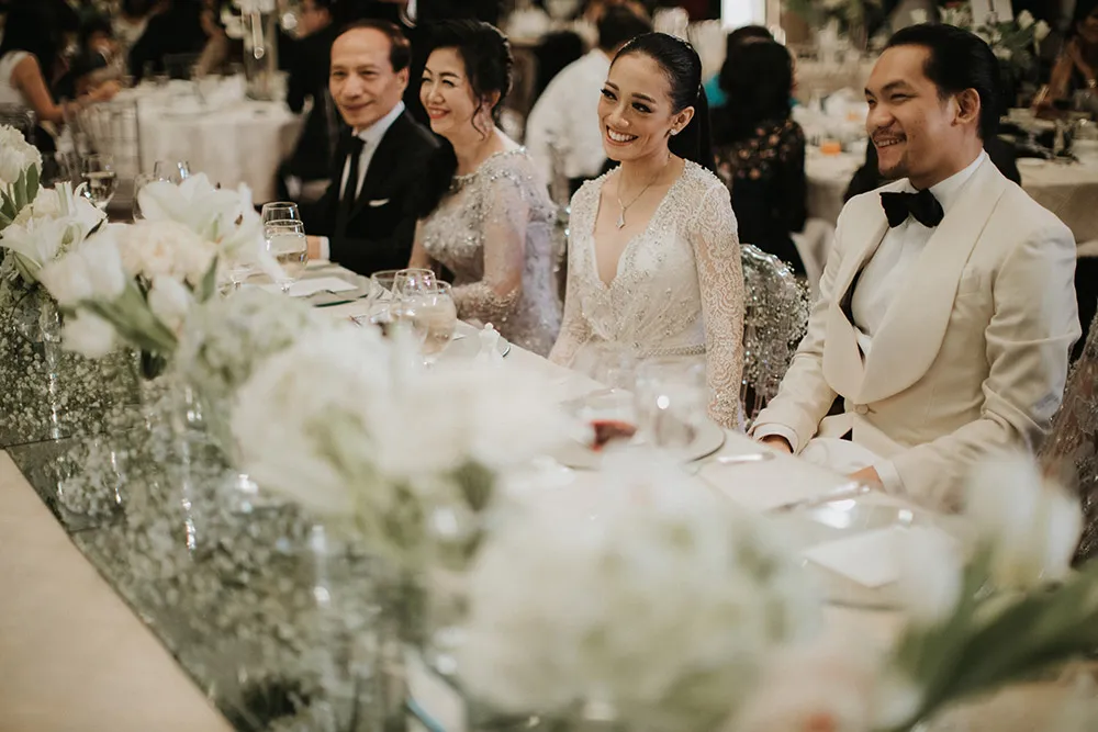 Photo by Iluminen. theweddingnotebook.com