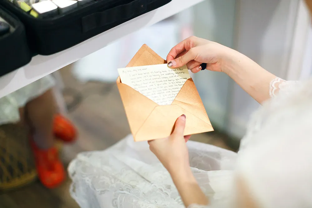 Photo by Wefreeze Photography. theweddingnotebook.com