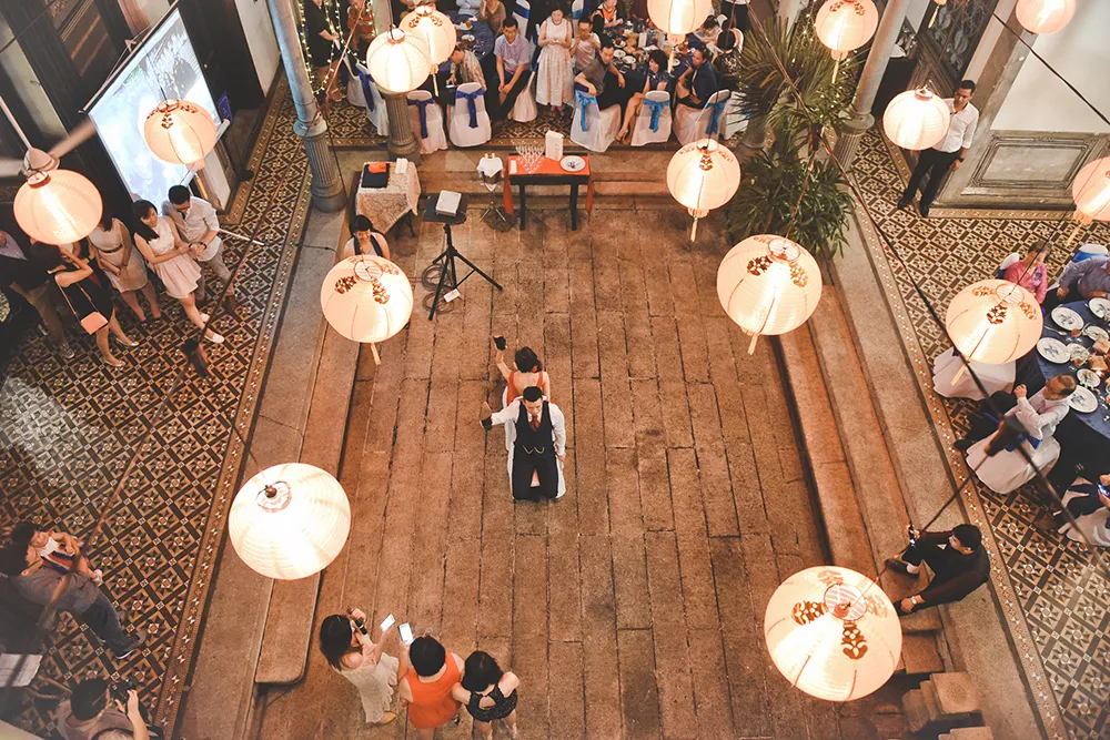 Photo by Andrew Yep Photographie. theweddingnotebook.com