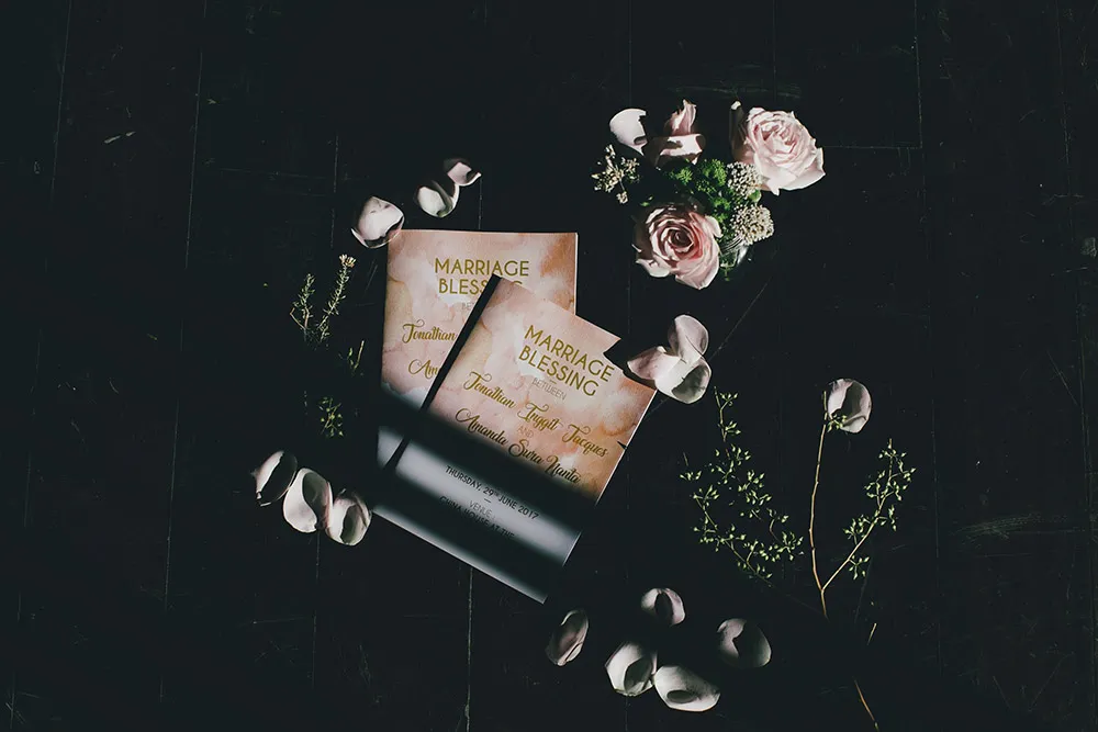 Photo by Bespoke Photographics. theweddingnotebook.com